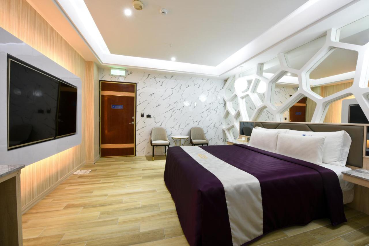 W3 Motel Luzhu 외부 사진