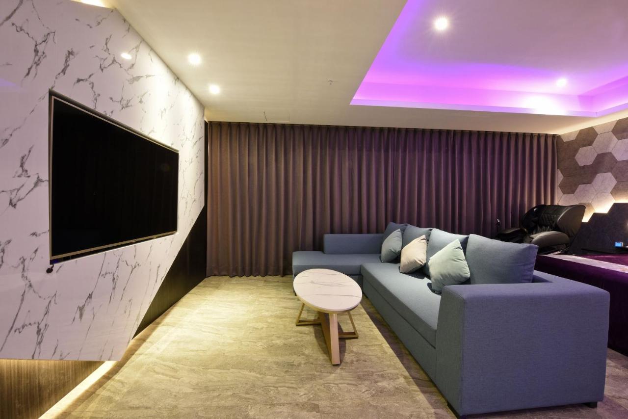 W3 Motel Luzhu 외부 사진