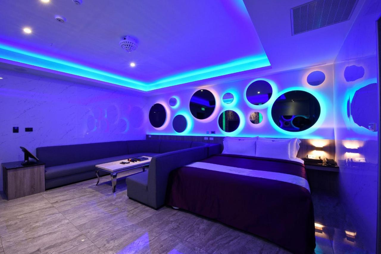 W3 Motel Luzhu 외부 사진